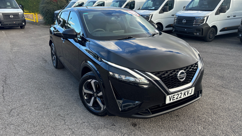 Nissan Qashqai 1.3 DiG-T MH N-Connecta 5dr Petrol Hatchback